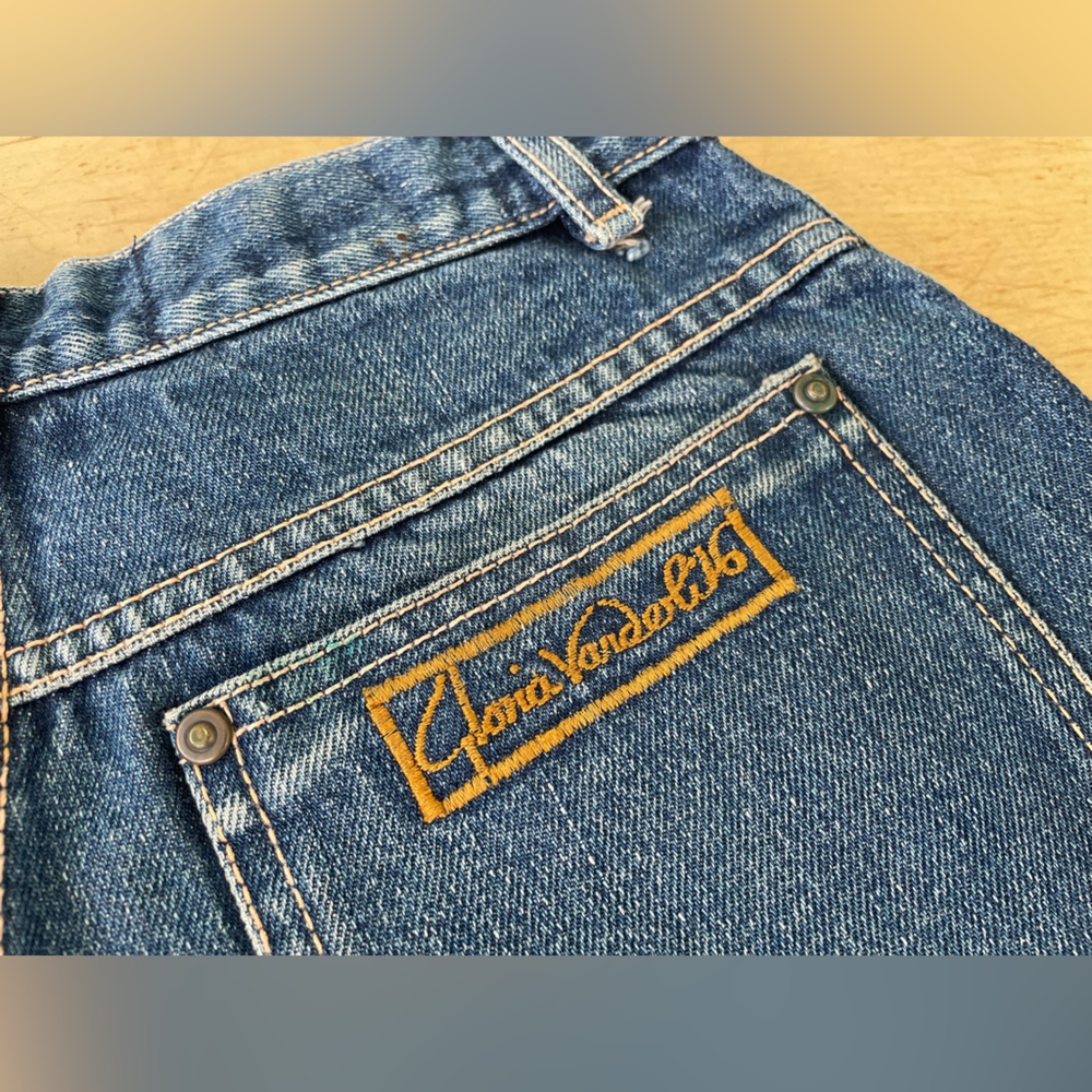 Vintage Gloria Vanderbilt for Murjani Jean Shorts - Size 6 - Picture 6 of 8